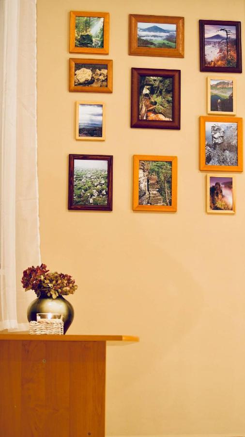 Cozy Apartment At River Labe Near Center And Train Usti nad Labem Ngoại thất bức ảnh