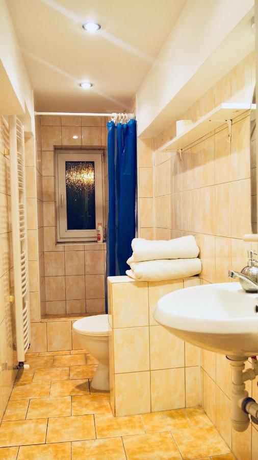 Cozy Apartment At River Labe Near Center And Train Usti nad Labem Ngoại thất bức ảnh